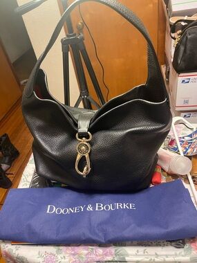 Vintage Dooney & Bourke Black Pebbled Leather Shoulder Bag with Gold Hardware
